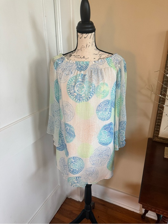 Lilly Pulitzer Dresses & Skirts - Lilly Pulitzer White Tunic Dress with Blue and Green Medallion Print